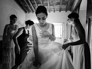 alt=the bride ready for the ceremony at Castello Brown in Portofino destination wedding italy