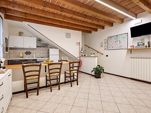 angolo cucina casa vacanza lago di garda 