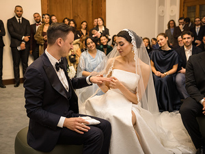 scambio degli anelli tra gli sposi matrimonio intimo lago di garda