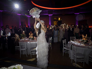 lancio del bouquet durante il matrimonio a Gardone Riviera