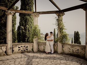 proposta di matrimonio romantica a Sirmione Lago di Garda - Villa Cortine 