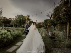 PHOTOGRAPHER GARDA LAKE, SIRMIONE,