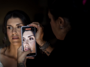 trucco della sposa per il giorno del matrimonio al Lago di Garda