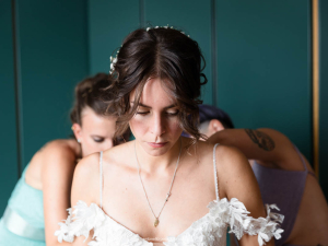 GETTING READY BRIDE