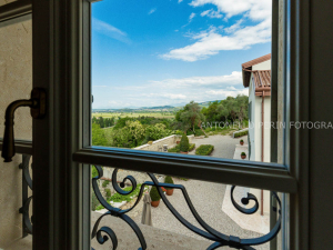  INTERIOR PHOTOGRAPHY