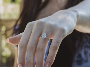 WEDDING PROPOSAL LAZISE LAKE GARDA