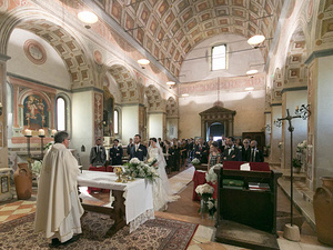 alt=moments of the wedding ceremony on Lake Garda