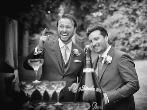 alt=He marries his best friend at the wedding reception on Lake Garda