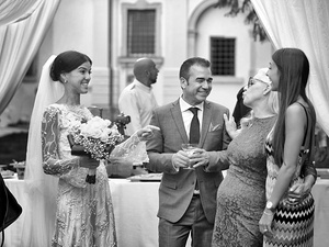 alt=the bride at the wedding reception at Villa Mosconi Bertani, Lake Garda